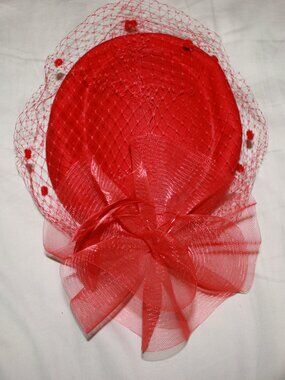 Vintage Style Netted Veil Feather Women's Hat Red
